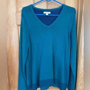 Women’s G.H. Bass & Co. Teal V-Neck Sweater